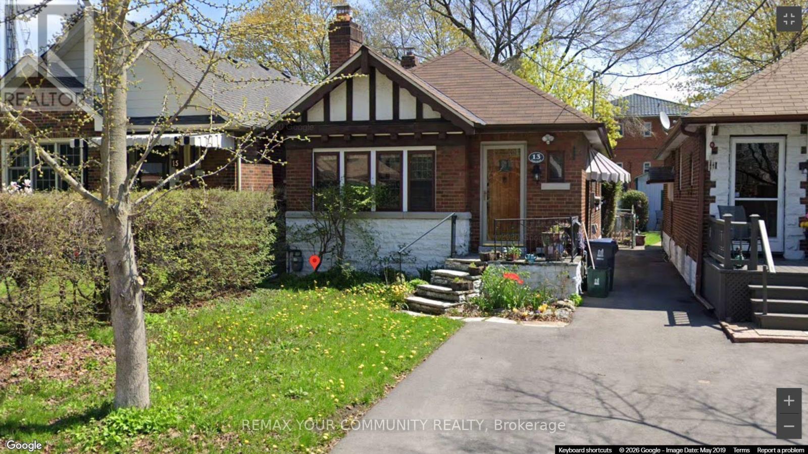 13 TENTH STREET, Toronto (New Toronto)