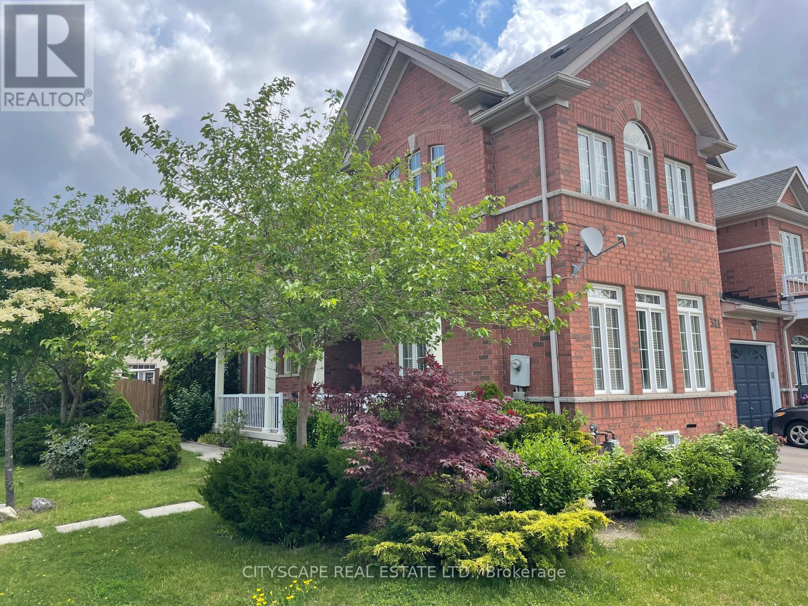 321 Racey Trail, Milton, Ontario L9T 0B2 - Photo 6 - W13590074
