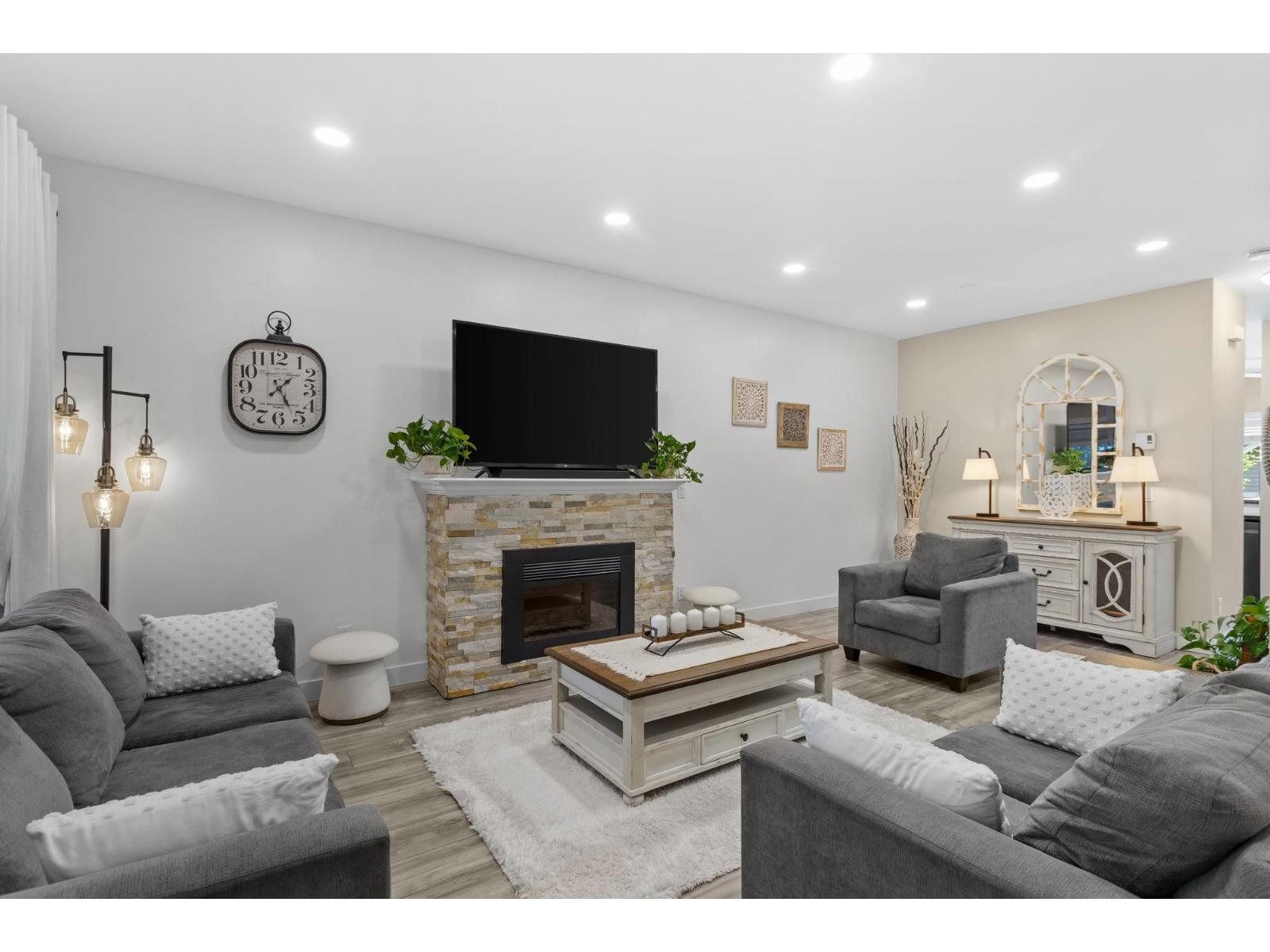 73 6852 193 Street, Surrey, British Columbia V4N 0C8 - Photo 9 - R3147622