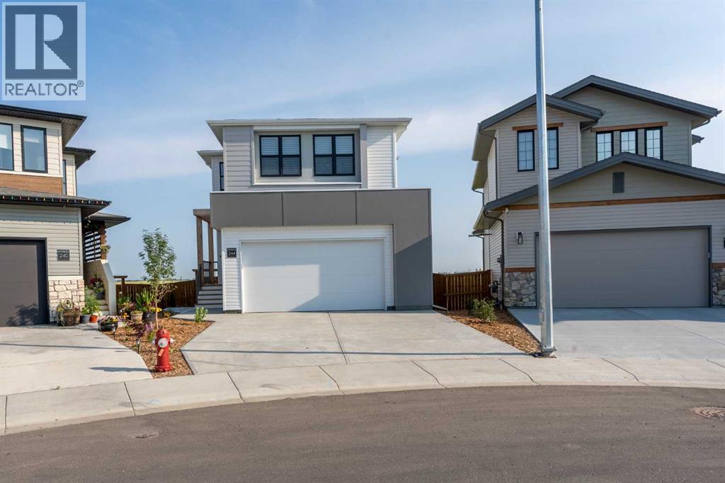 244 Blackwolf Place N, Lethbridge, Alberta  T1H 7J2 - Photo 2 - A2330725
