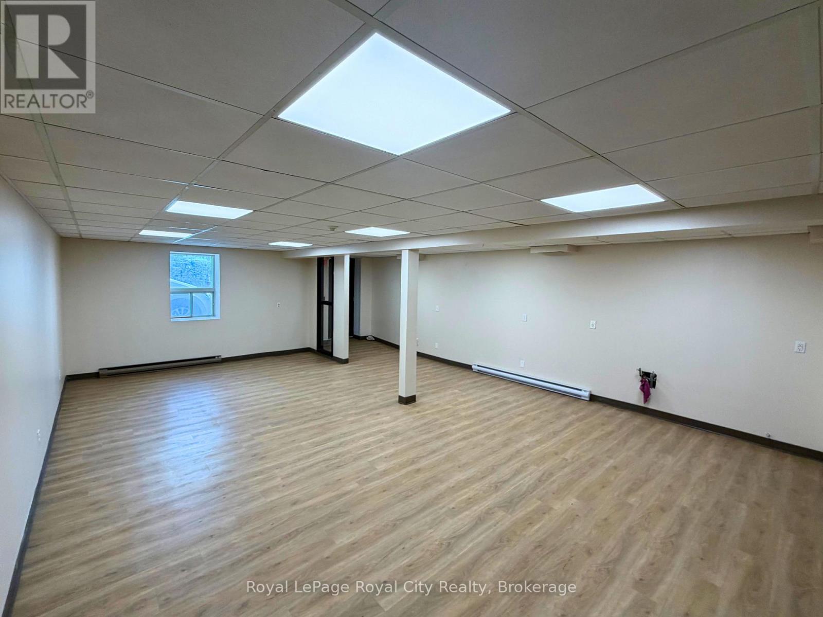 108 (Office 9) - 21 Surrey Street W, Guelph, Ontario  N1H 3R3 - Photo 3 - X13231340