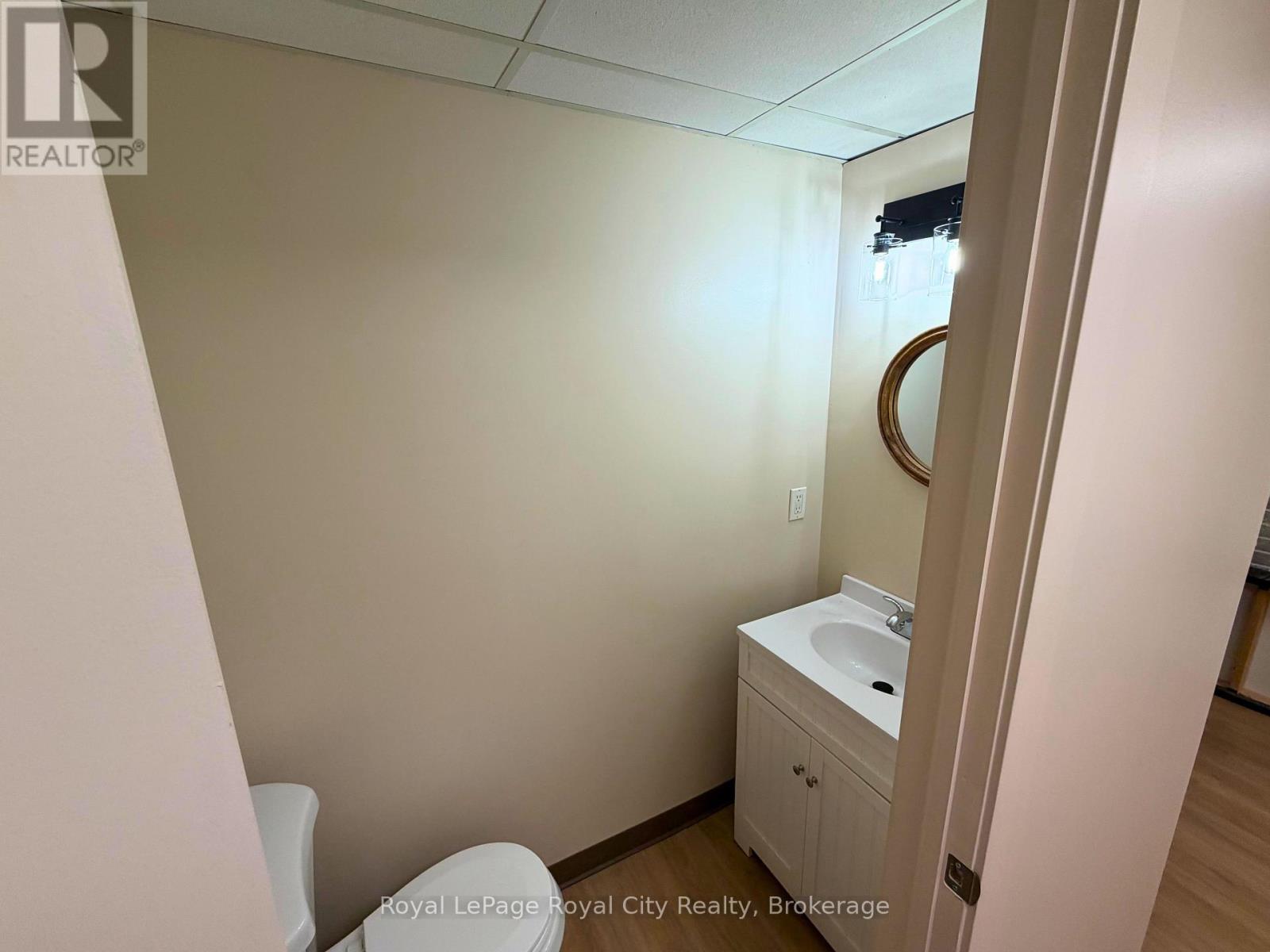108 (Office 9) - 21 Surrey Street W, Guelph, Ontario  N1H 3R3 - Photo 5 - X13231340