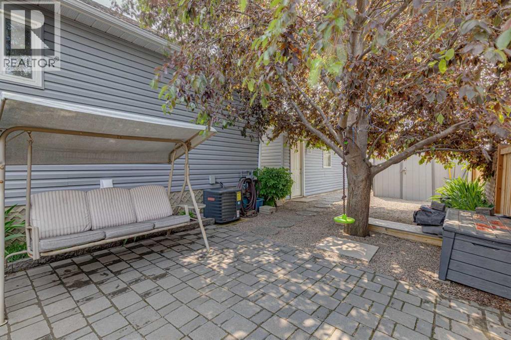 336 Coventry Close Ne, Calgary, Alberta  T3K 4C5 - Photo 27 - A2325594