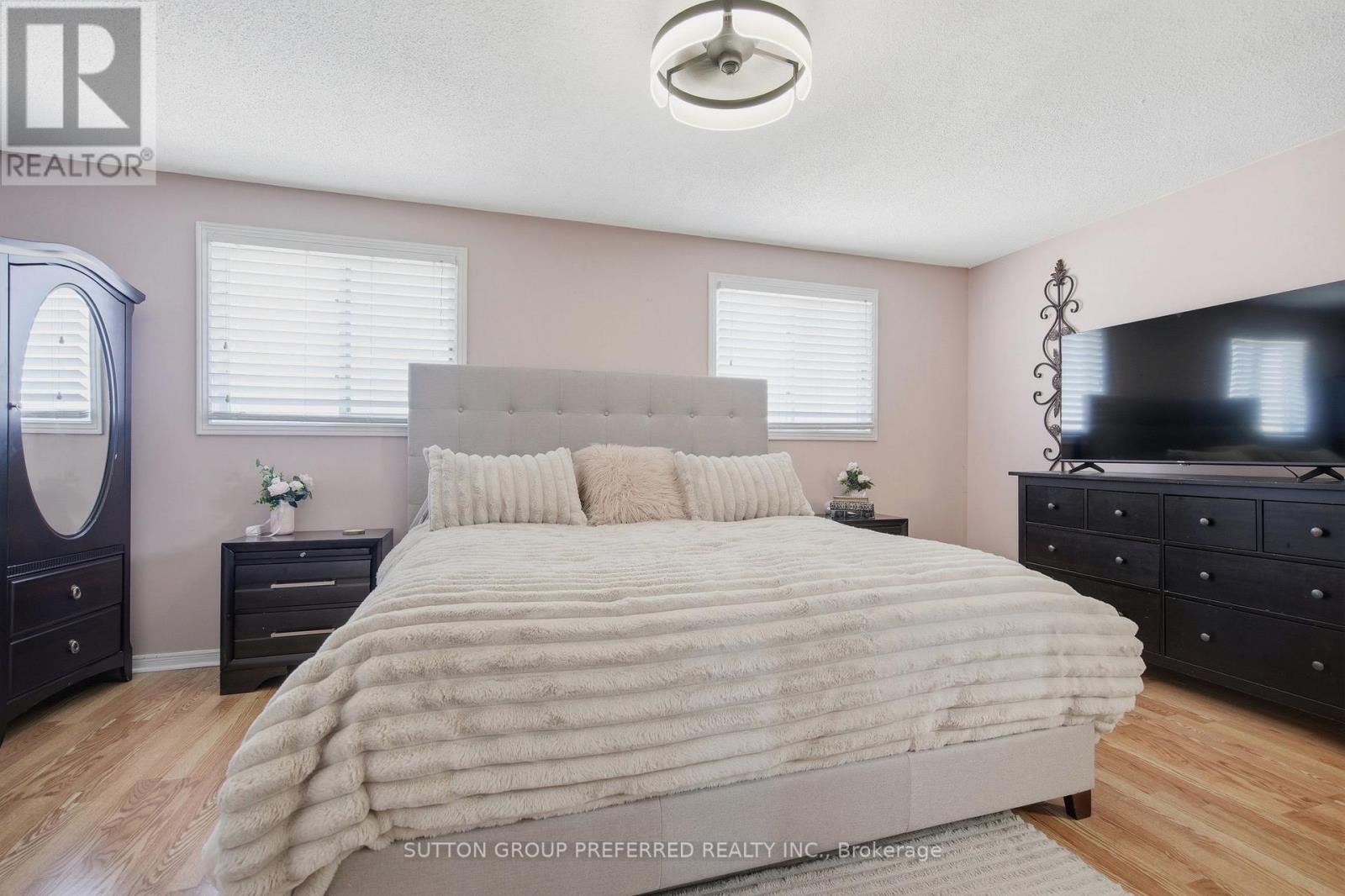 227 Edmunds Place, London South, Ontario  N5Z 4V9 - Photo 25 - X12992422