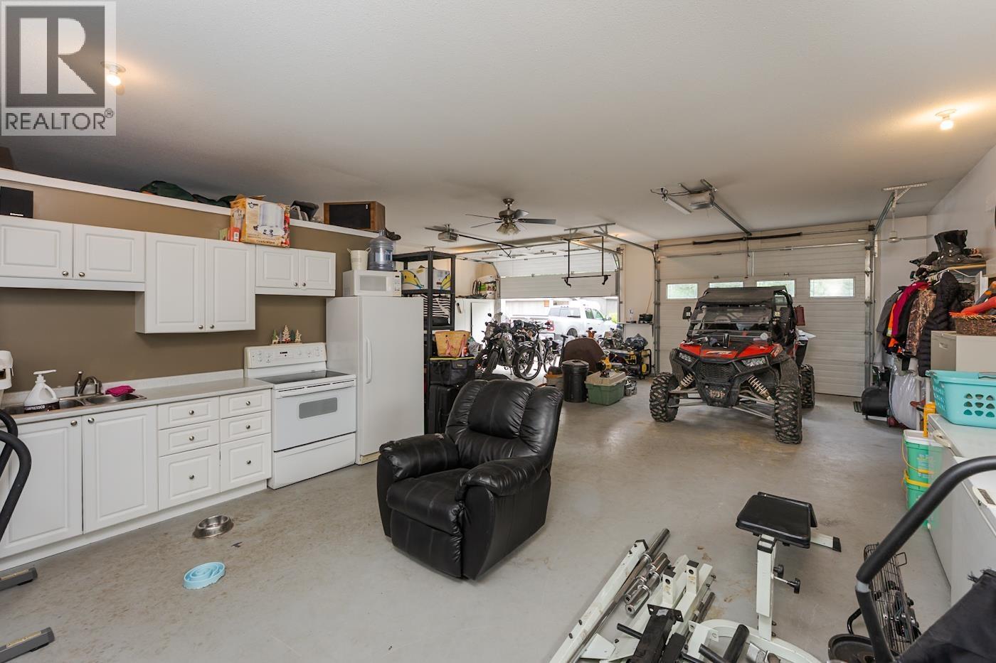 25800 West Lake Road, Prince George, British Columbia  V2N 6H6 - Photo 27 - R3148455