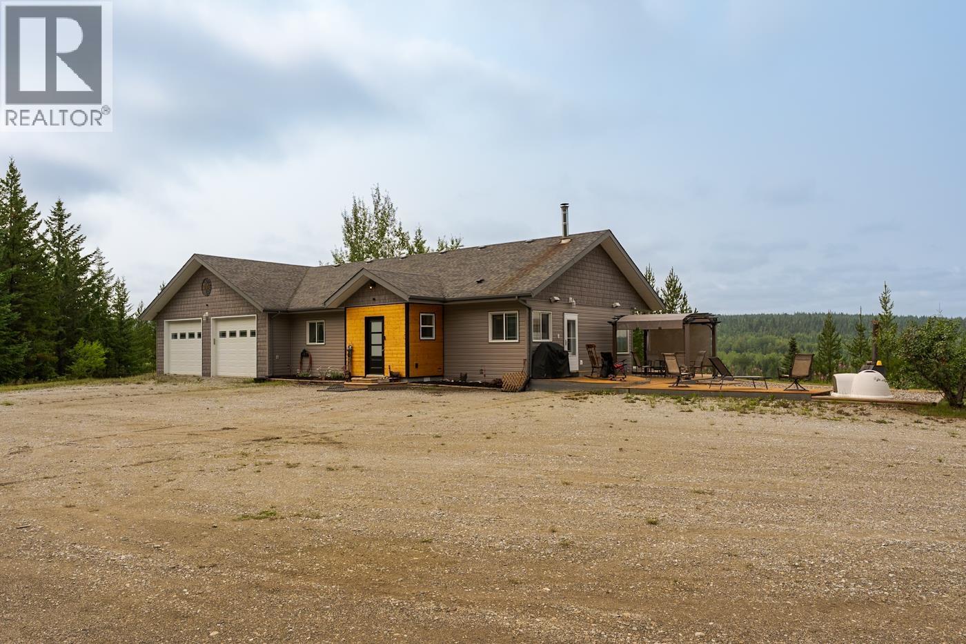 25800 West Lake Road, Prince George, British Columbia  V2N 6H6 - Photo 2 - R3148455