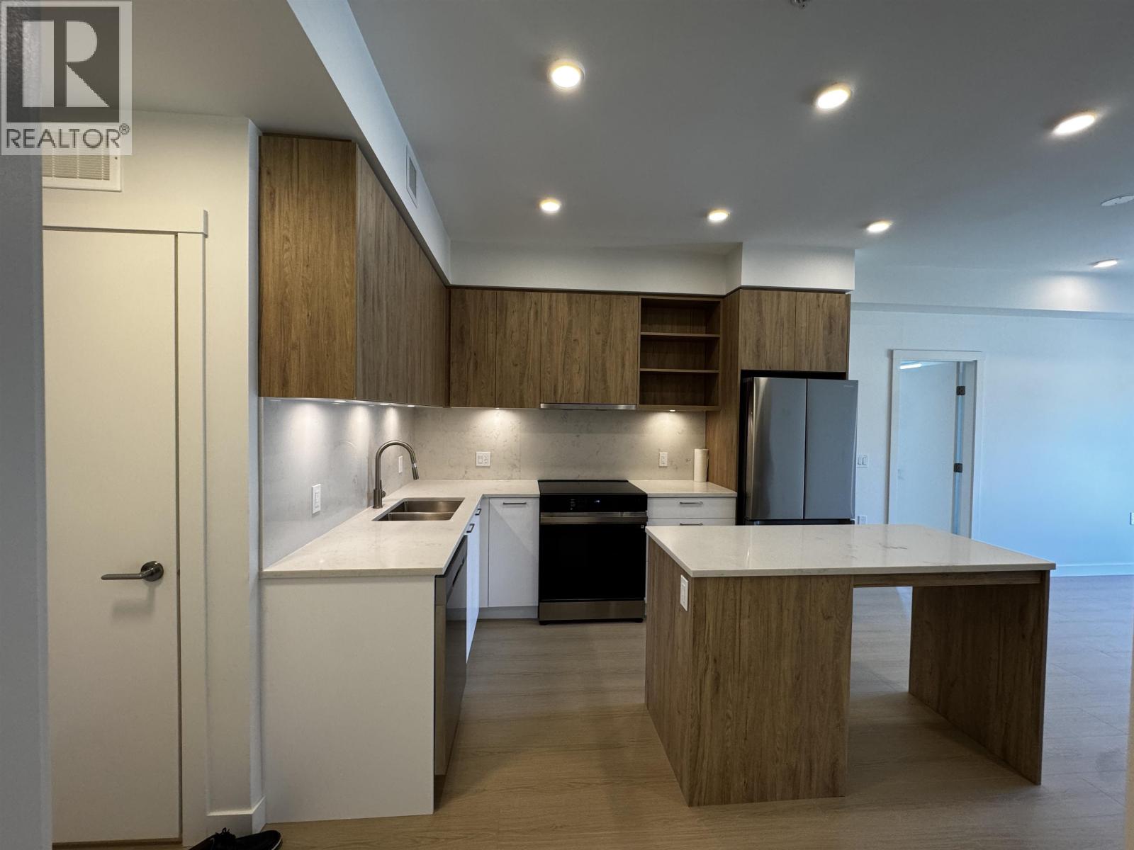 611 82 First Street, New Westminster, British Columbia  V3L 0L8 - Photo 4 - R3148577