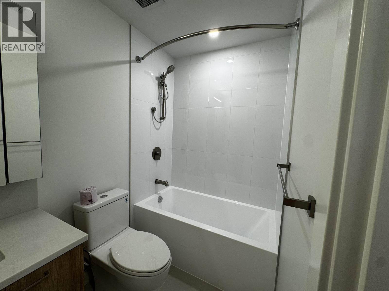 611 82 First Street, New Westminster, British Columbia  V3L 0L8 - Photo 6 - R3148577