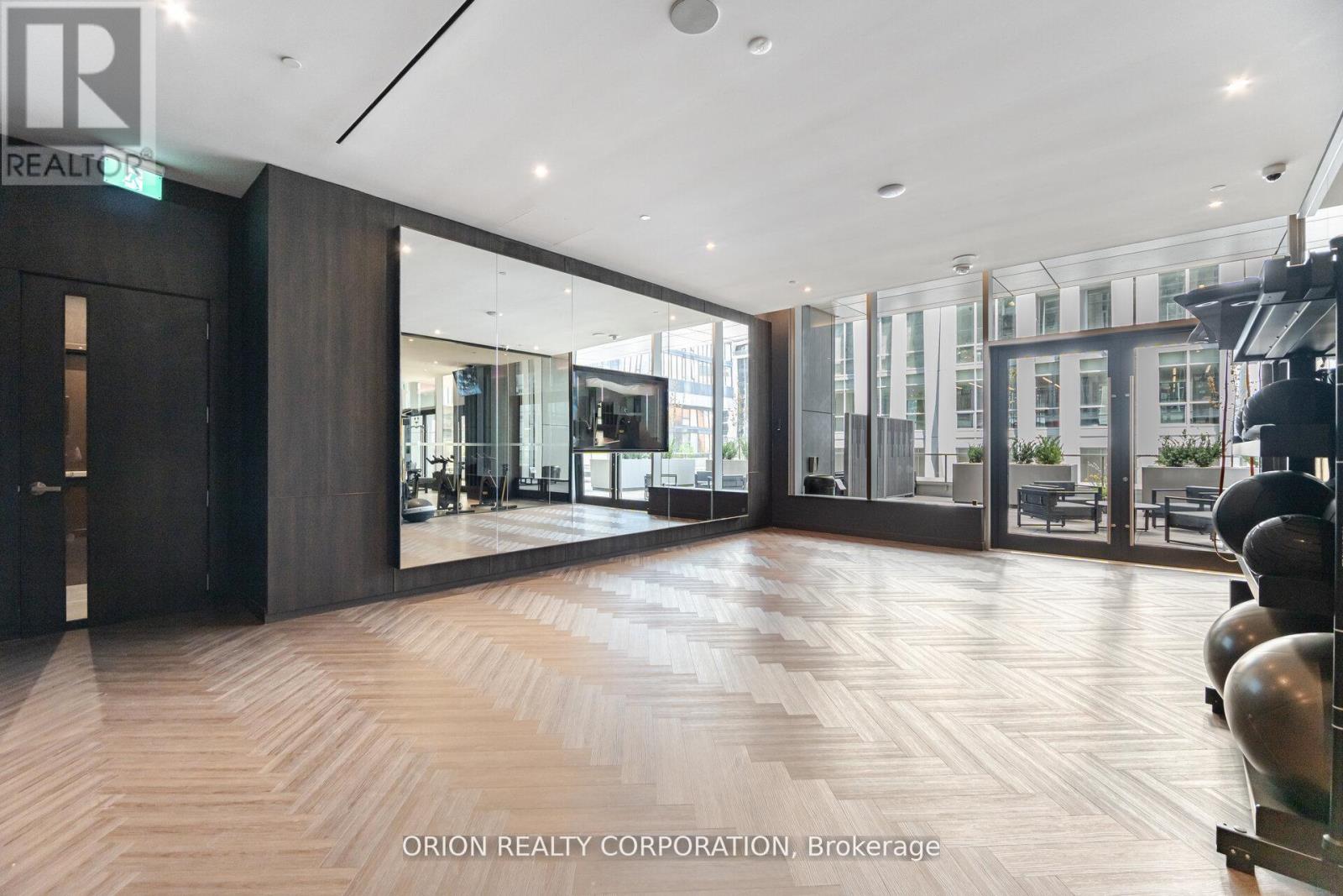3204 - 11 Yorkville Avenue, Toronto, Ontario  M4W 1L2 - Photo 34 - C13590278