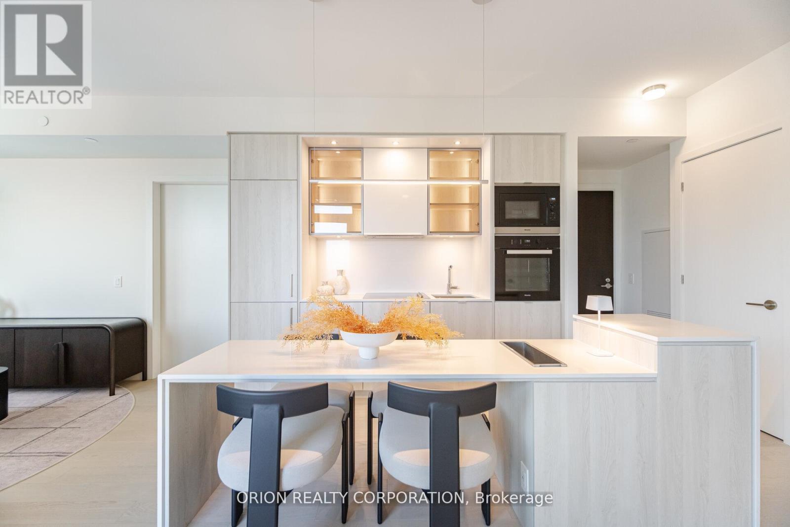 3204 - 11 Yorkville Avenue, Toronto, Ontario  M4W 1L2 - Photo 9 - C13590278