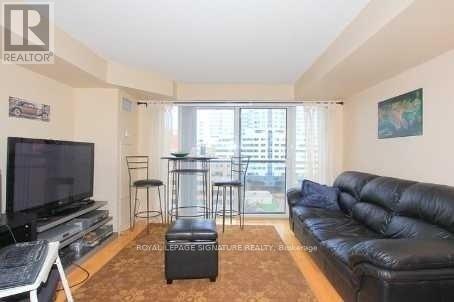 1022 - 270 Wellington Street W, Toronto, Ontario  M5V 3P5 - Photo 6 - C13590280