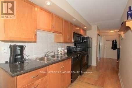 1022 - 270 Wellington Street W, Toronto, Ontario  M5V 3P5 - Photo 7 - C13590280