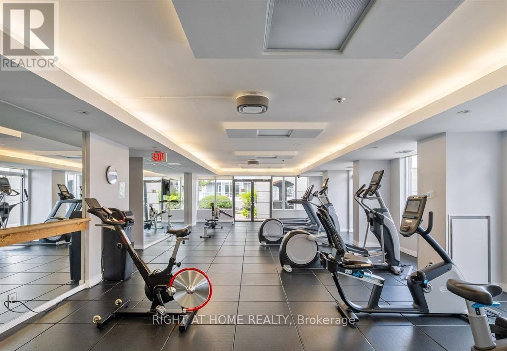 1221 - 140 Simcoe Street, Toronto, Ontario  M5H 4E9 - Photo 14 - C13590316