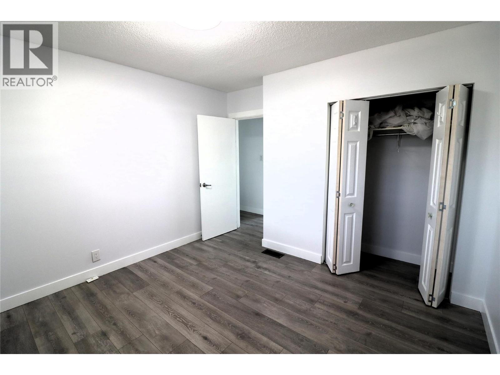 765 Barrie Drive, Kamloops, British Columbia  V2B 3X8 - Photo 11 - 10394278