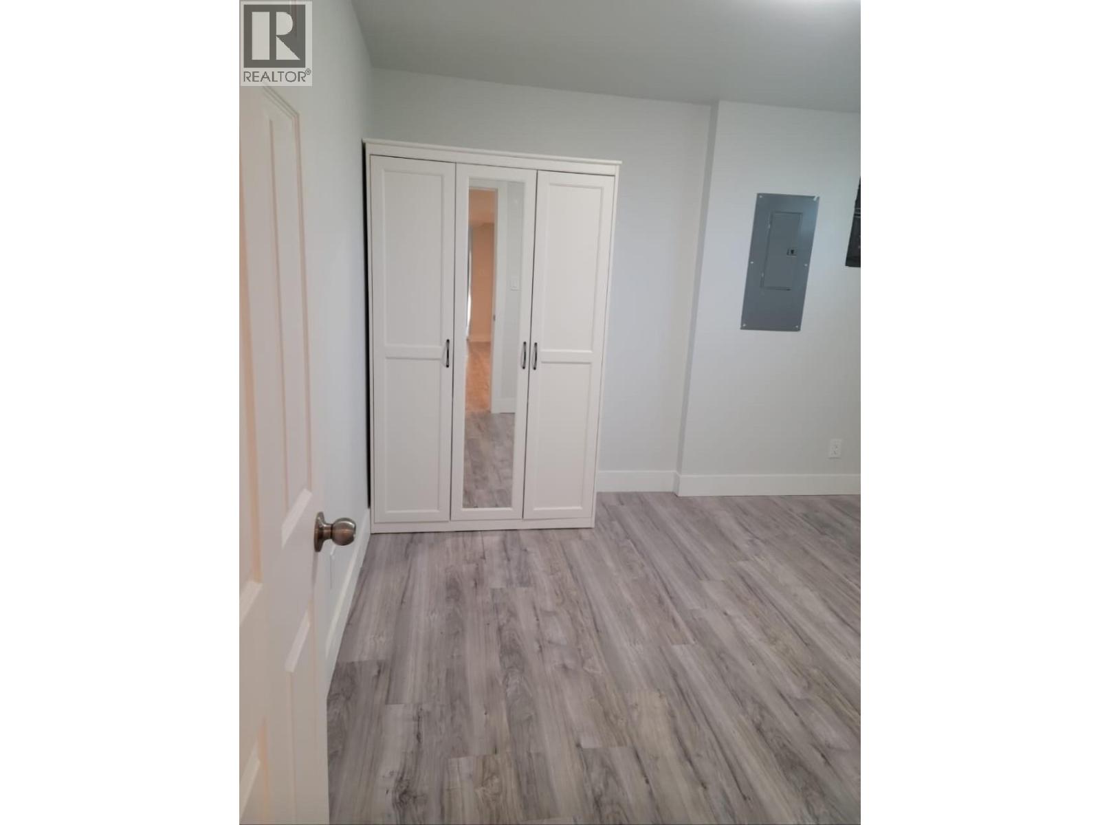 765 Barrie Drive, Kamloops, British Columbia  V2B 3X8 - Photo 23 - 10394278
