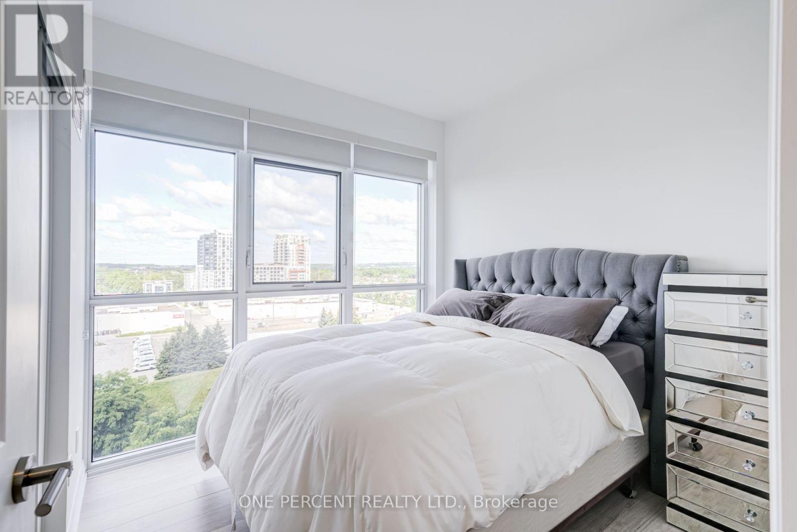 804 - 65 Oneida Crescent, Richmond Hill, Ontario  L4B 0A1 - Photo 5 - N13590312