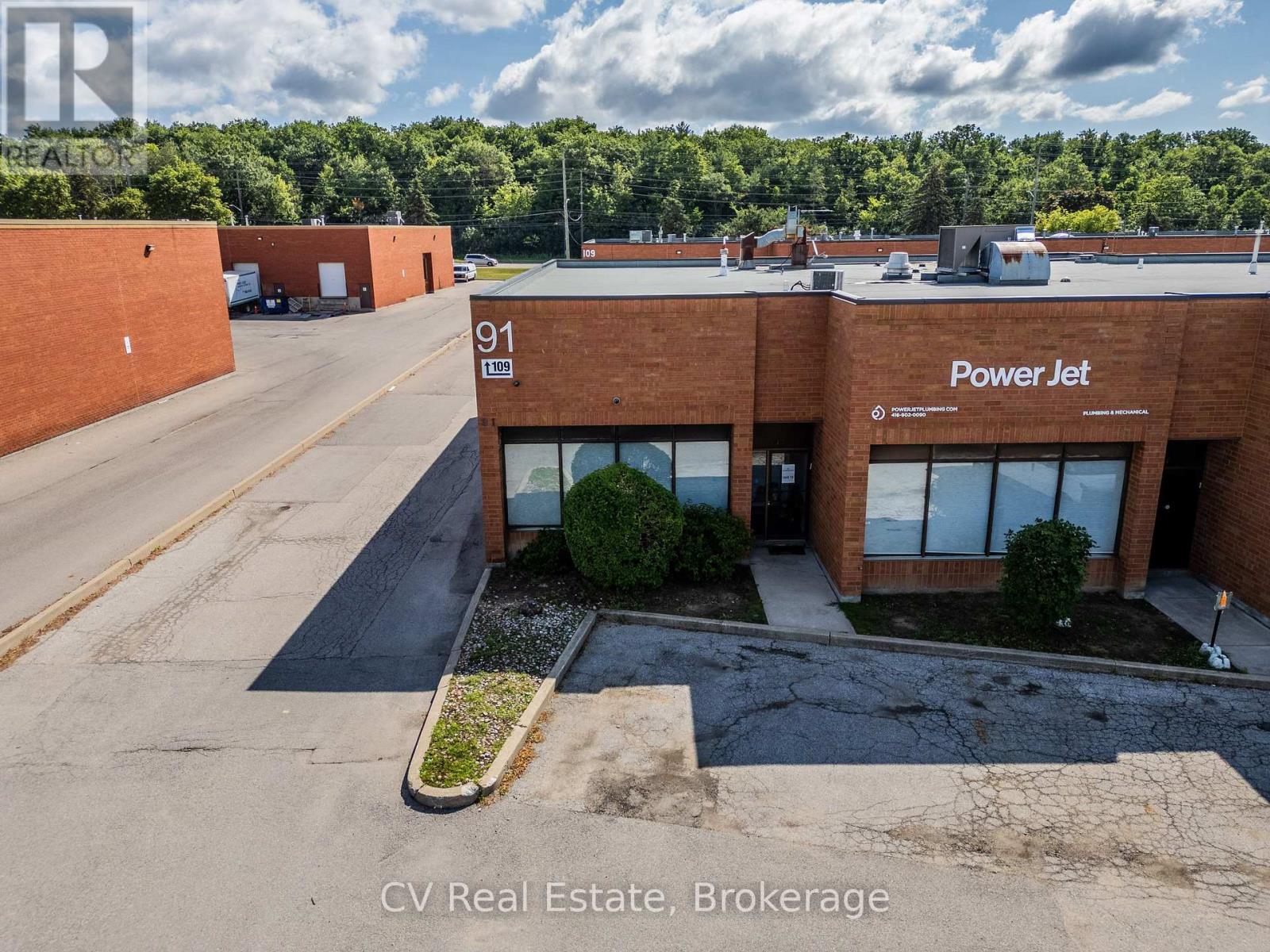 12 - 91 Fernstaff Court, Vaughan, Ontario  L4K 3L9 - Photo 3 - N13590326