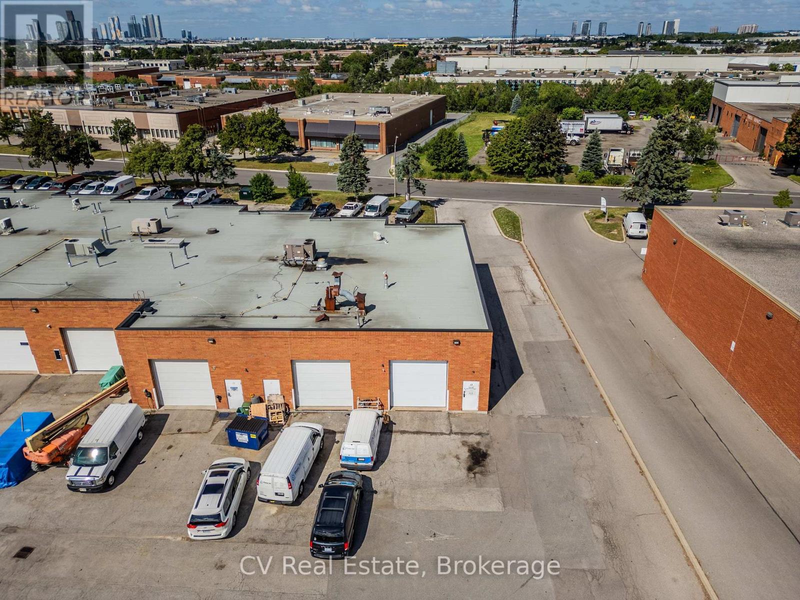 12 - 91 Fernstaff Court, Vaughan, Ontario  L4K 3L9 - Photo 4 - N13590326