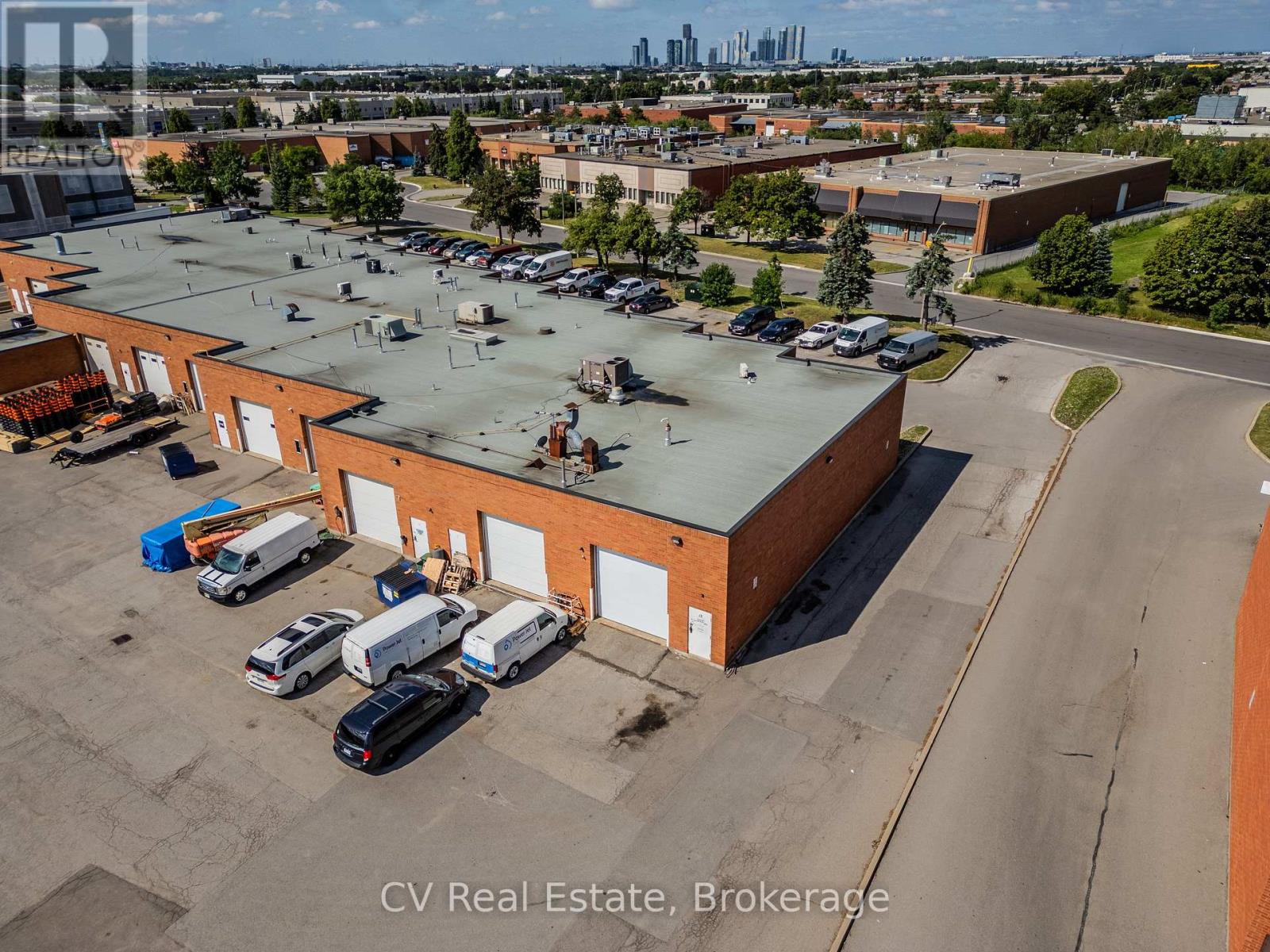 12 - 91 Fernstaff Court, Vaughan, Ontario  L4K 3L9 - Photo 5 - N13590326