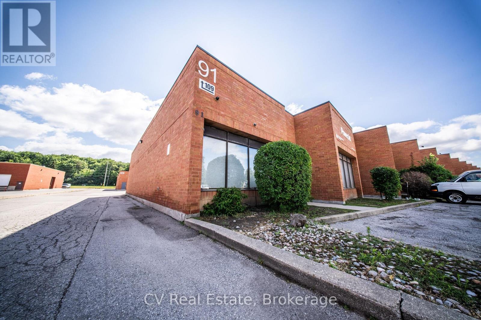 12 - 91 Fernstaff Court, Vaughan, Ontario  L4K 3L9 - Photo 8 - N13590326