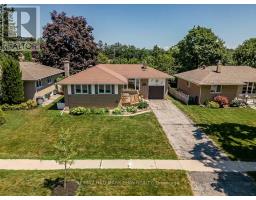 23 DOWNSVIEW DRIVE, Barrie, Ontario
