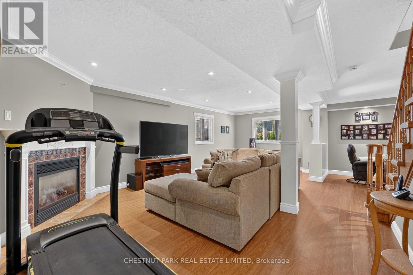 157 Birkhall Place, Barrie (Innis-Shore), Ontario  L4N 0K7 - Photo 31 - S13590340