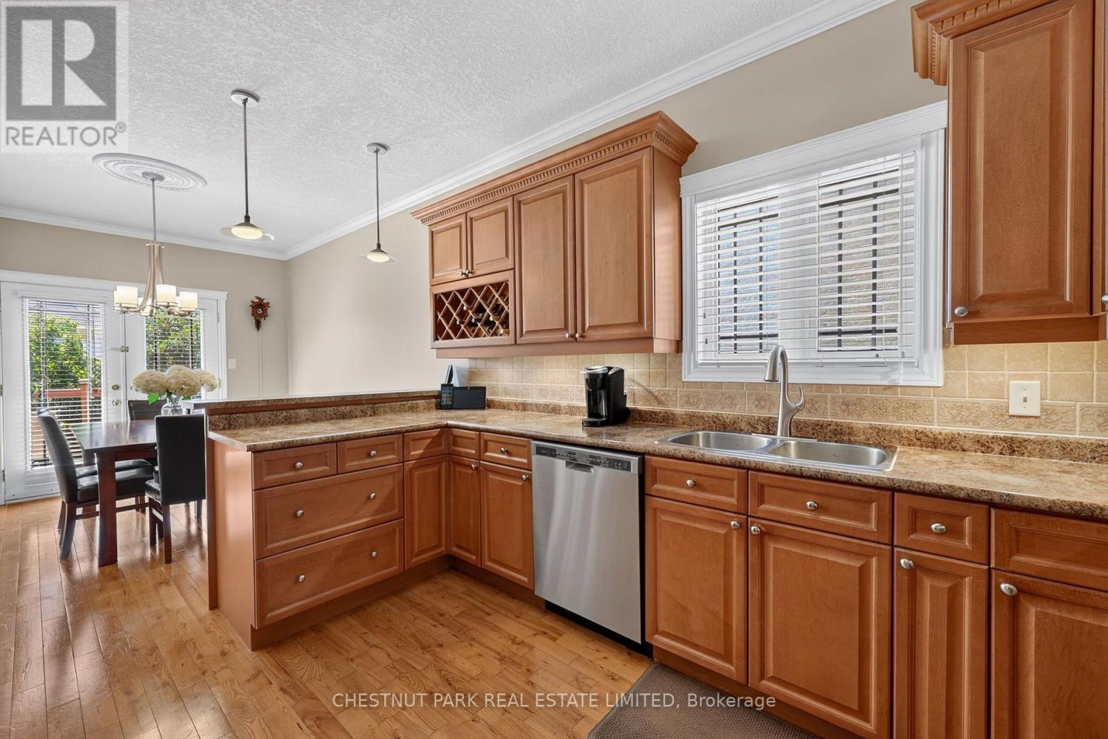 157 Birkhall Place, Barrie (Innis-Shore), Ontario  L4N 0K7 - Photo 8 - S13590340