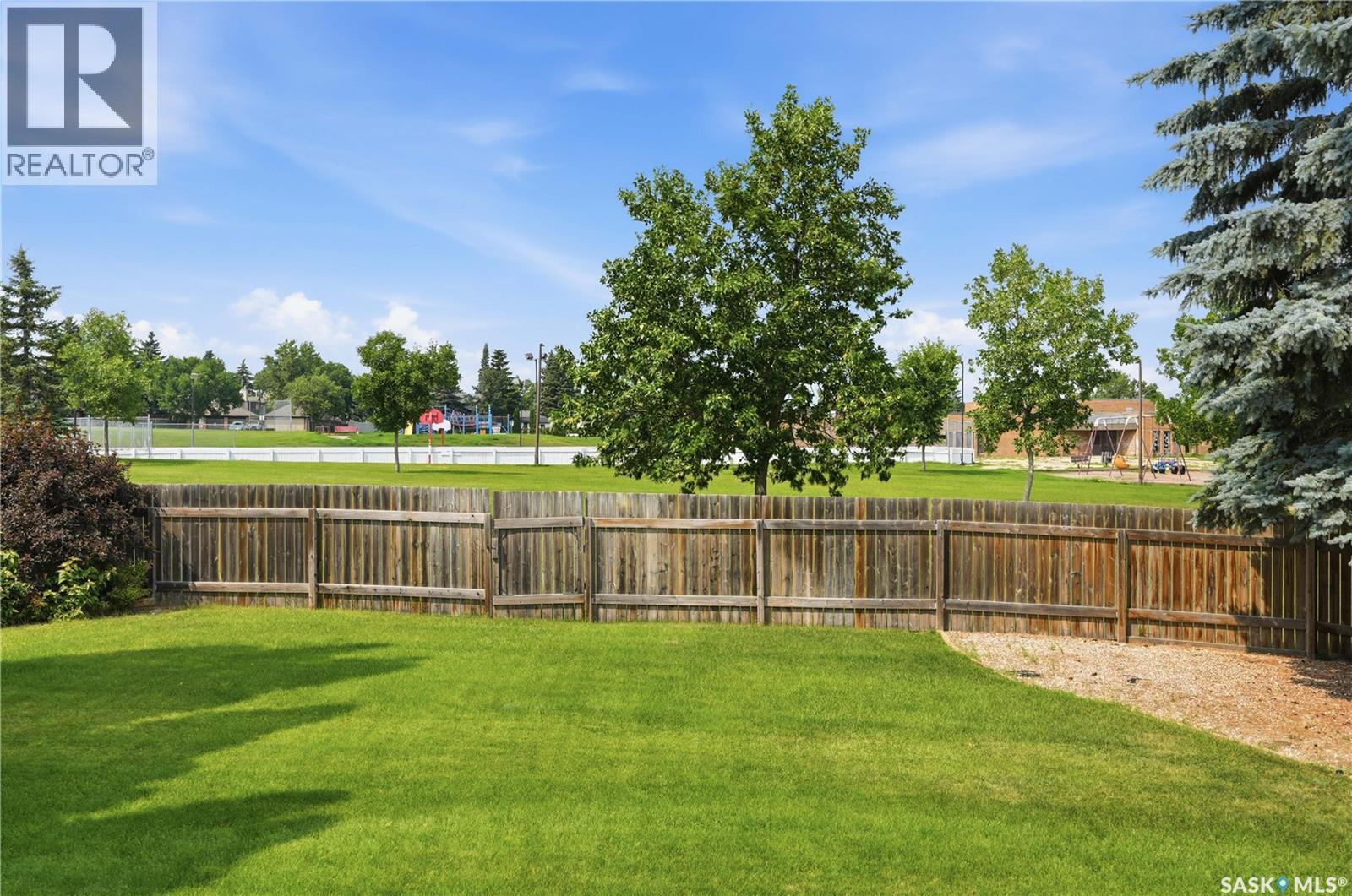 515 Frobisher Crescent, Saskatoon, Saskatchewan  S7K 4Y8 - Photo 38 - SK043267