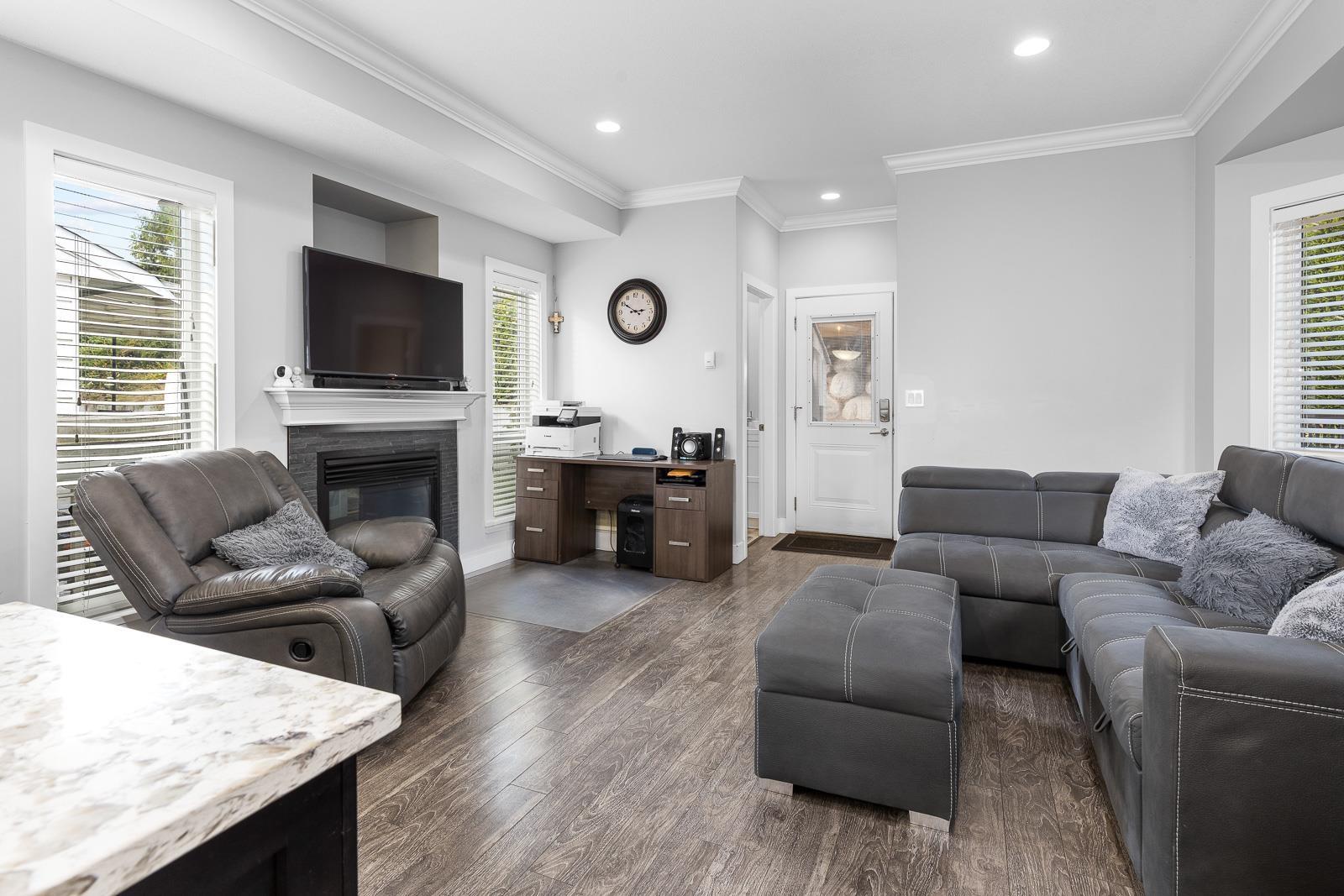 33067 6th Avenue, Mission, British Columbia  V2V 1Z8 - Photo 12 - R3148437