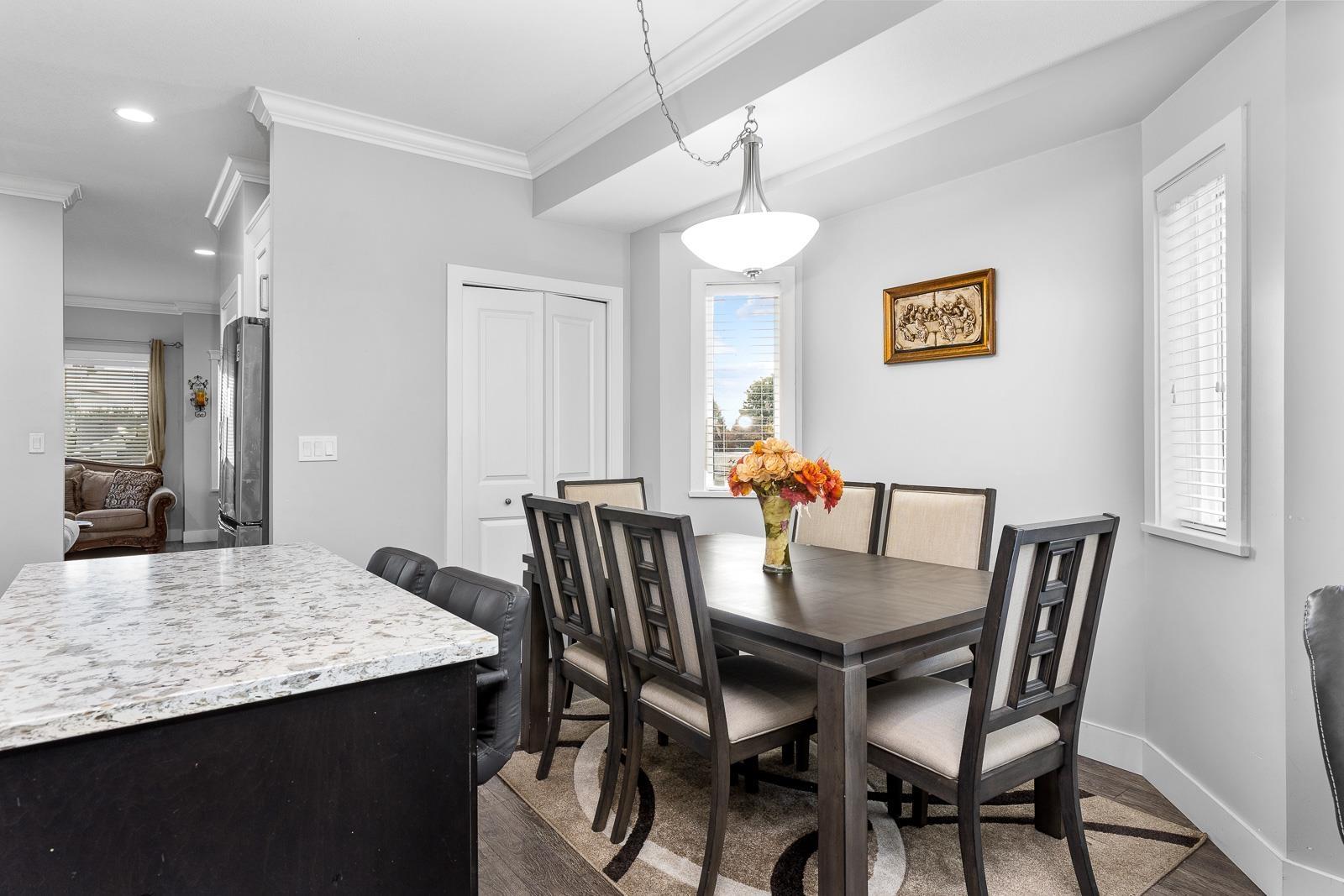 33067 6th Avenue, Mission, British Columbia  V2V 1Z8 - Photo 11 - R3148437