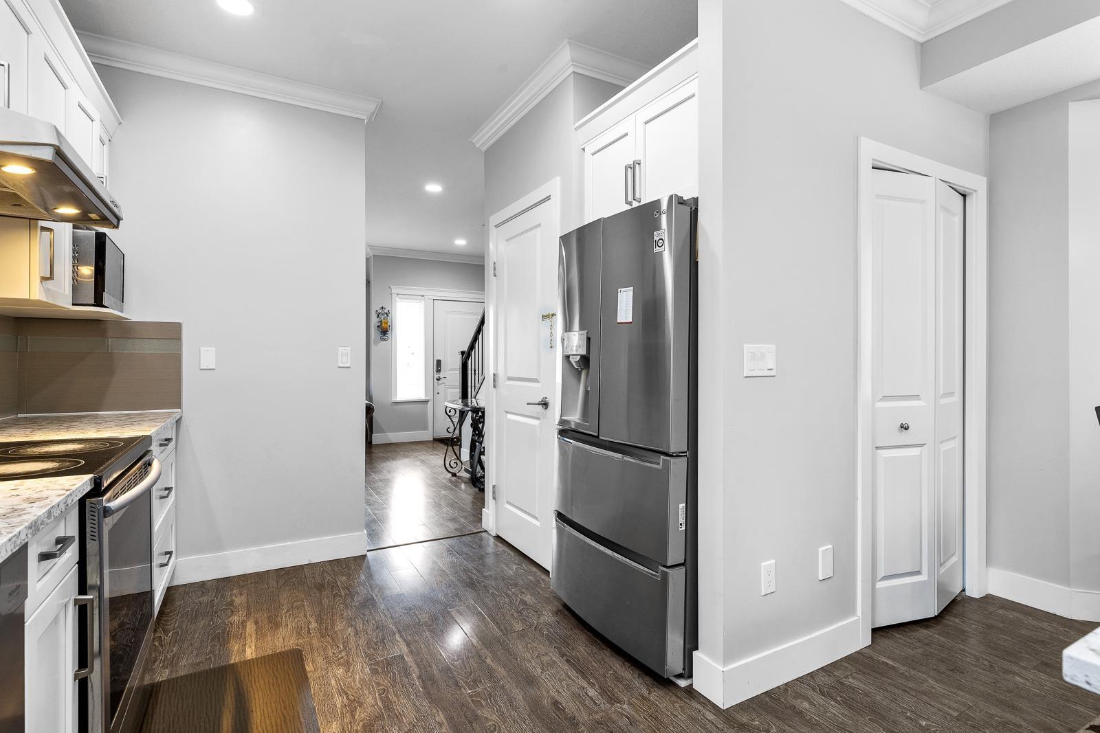 33067 6th Avenue, Mission, British Columbia  V2V 1Z8 - Photo 10 - R3148437