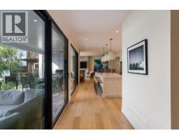 5268 Lakeshore Road, Kelowna, British Columbia  V1W 4J3 - Photo 9 - 10395427