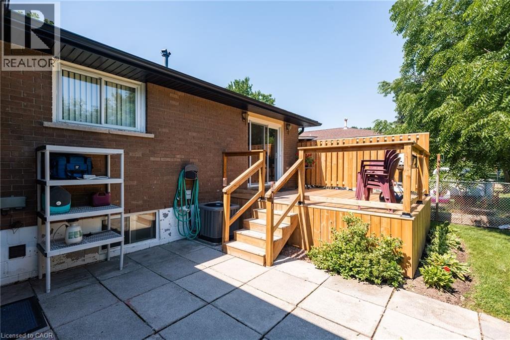 1315 Rosemary Crescent, Burlington, Ontario  L7P 2P3 - Photo 27 - 40847296