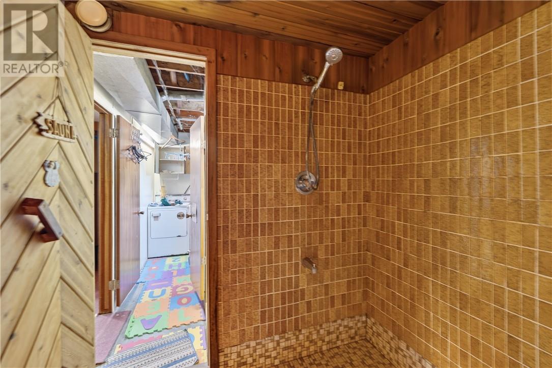 831 Sunnyside Road, Greater Sudbury, Ontario  P3G 1J3 - Photo 29 - 2129295