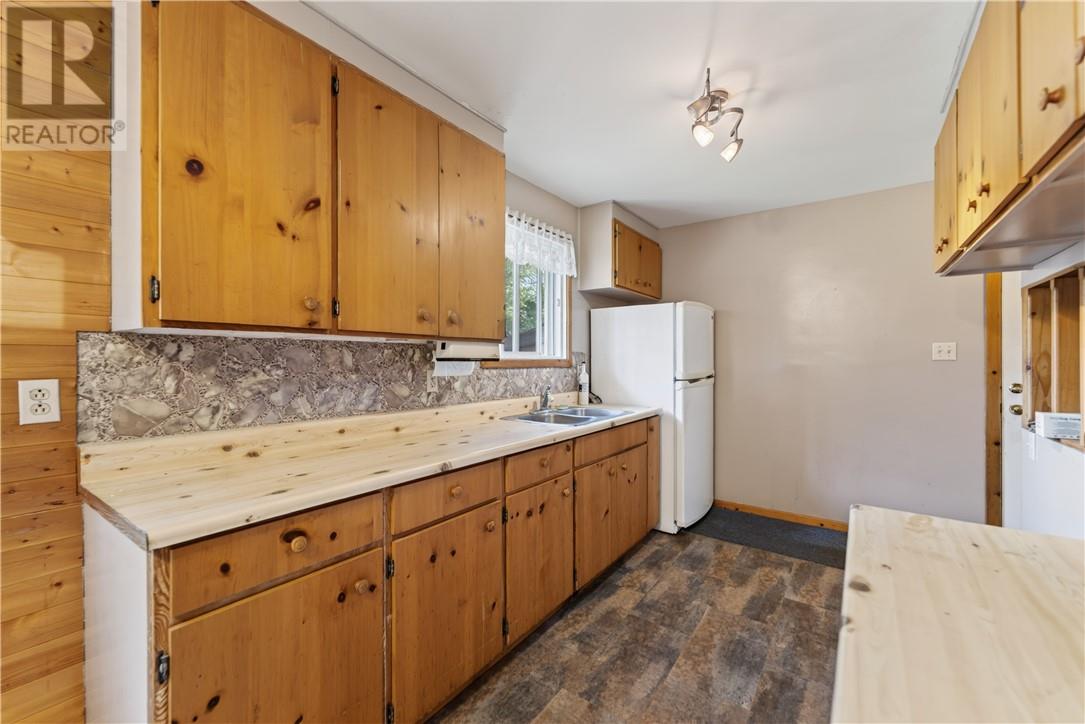831 Sunnyside Road, Greater Sudbury, Ontario  P3G 1J3 - Photo 8 - 2129295