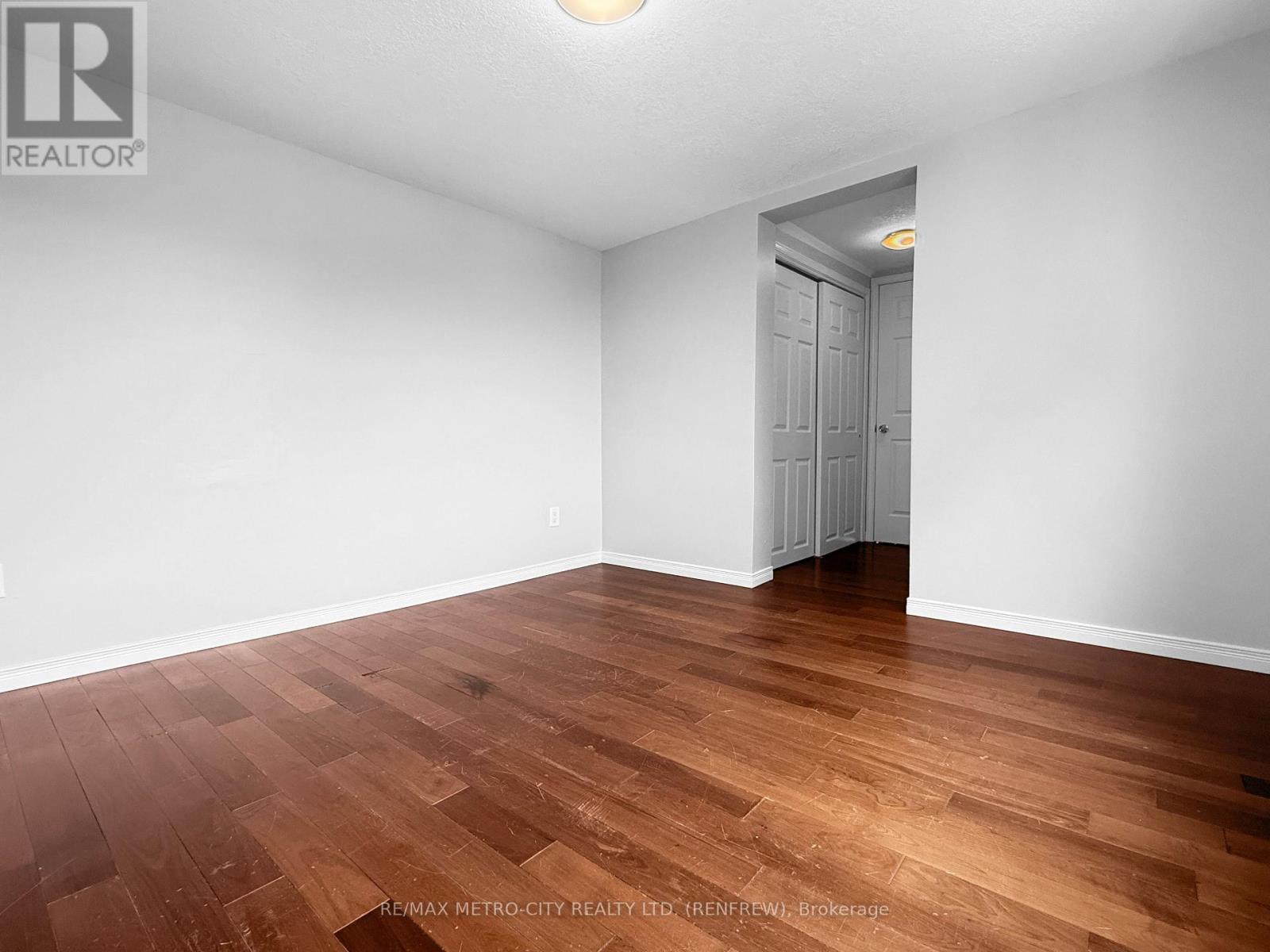 143 Bonnechere Street S, Renfrew, Ontario  K7V 1Z6 - Photo 7 - X13590474