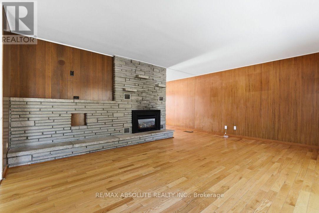 10 Elma Street, Ottawa, Ontario  K1T 3W8 - Photo 4 - X13590502