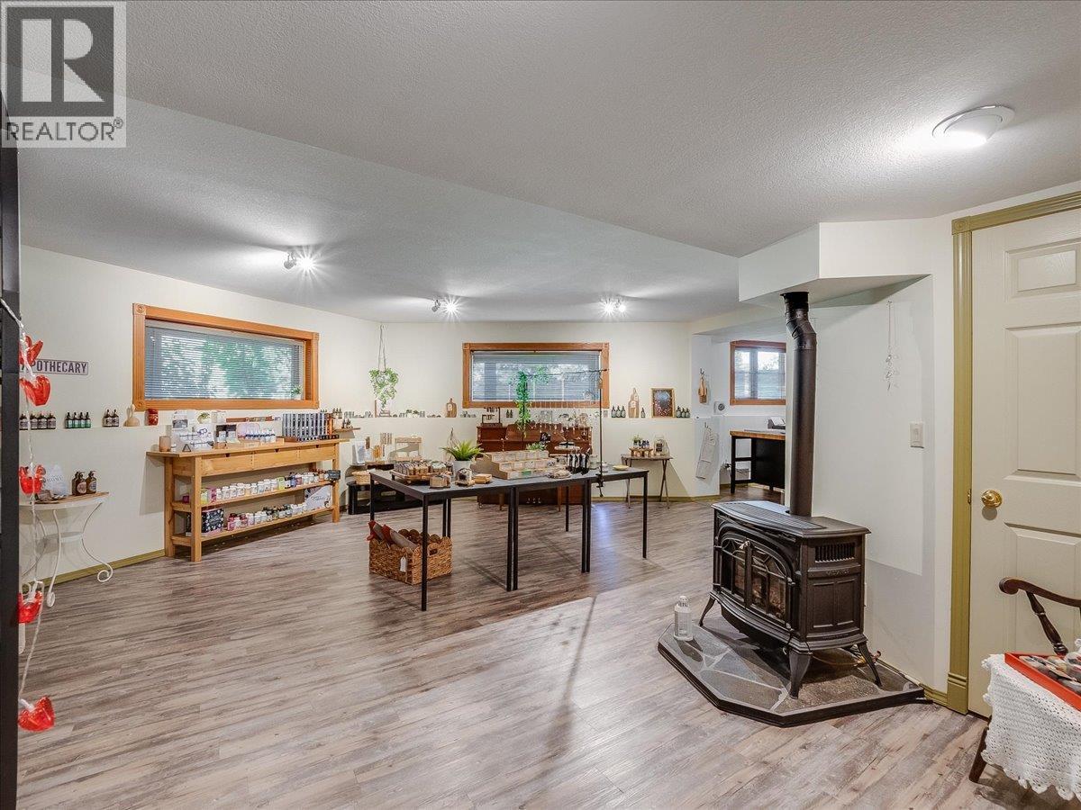 3486 Davy Road, Grand Forks, British Columbia  V0H 1H2 - Photo 46 - 10393880