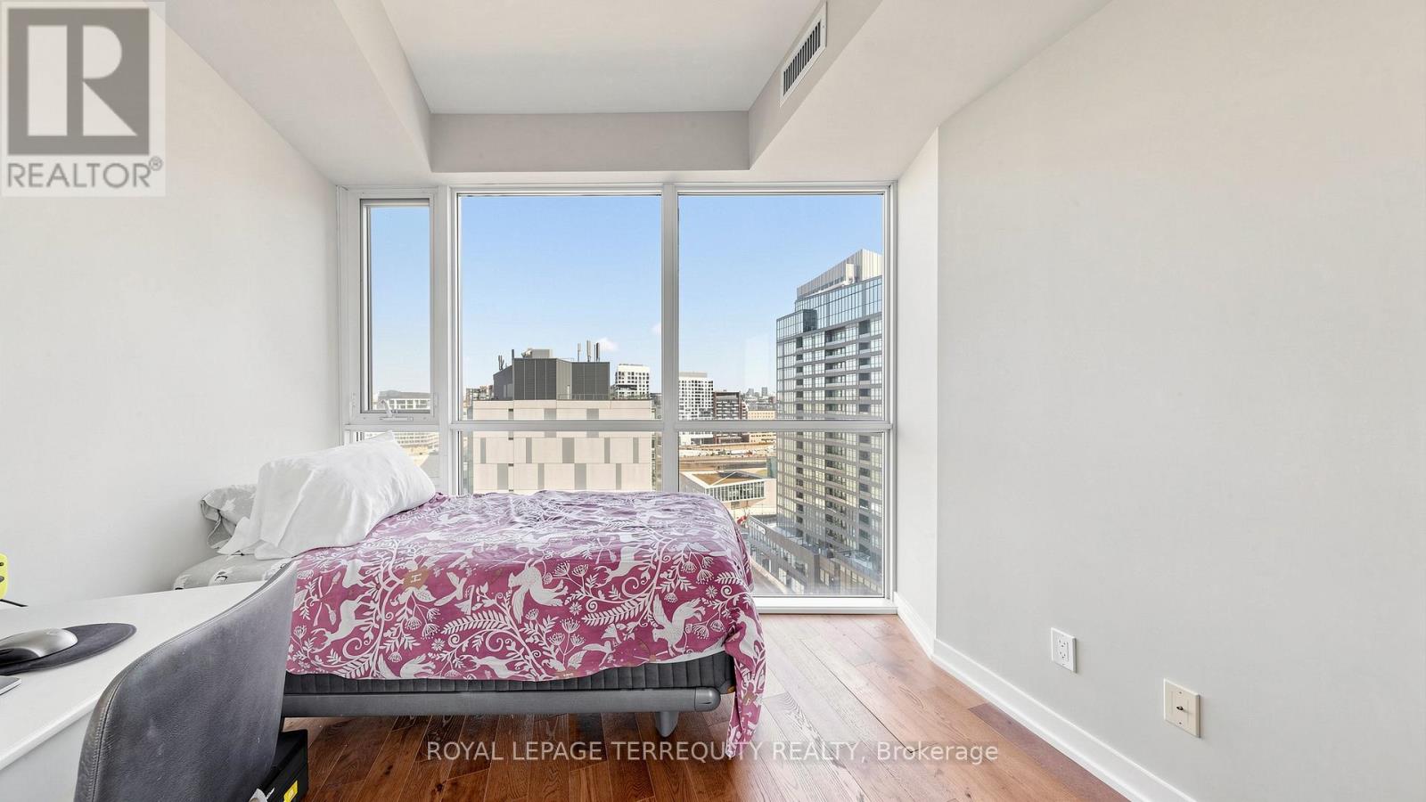 1705 - 20 Bruyeres Mews, Toronto, Ontario  M5V 0G8 - Photo 13 - C13590460