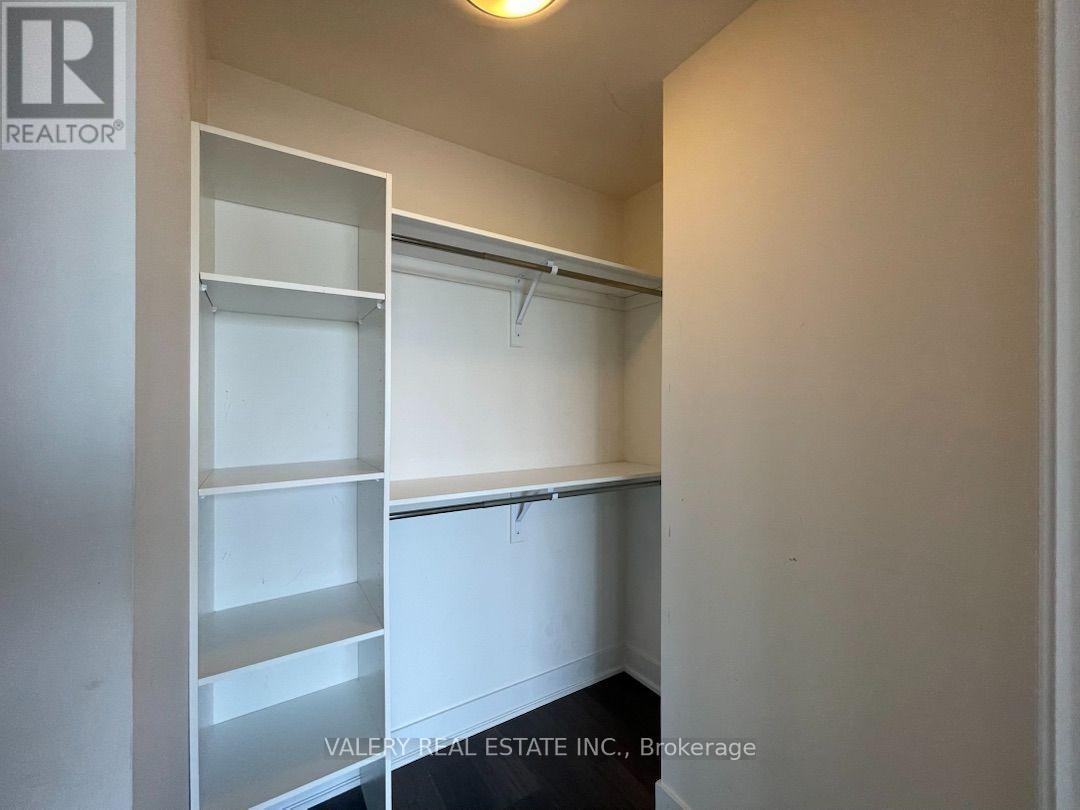 2807 - 30 Roehampton Avenue, Toronto, Ontario  M4P 0B9 - Photo 22 - C13590524