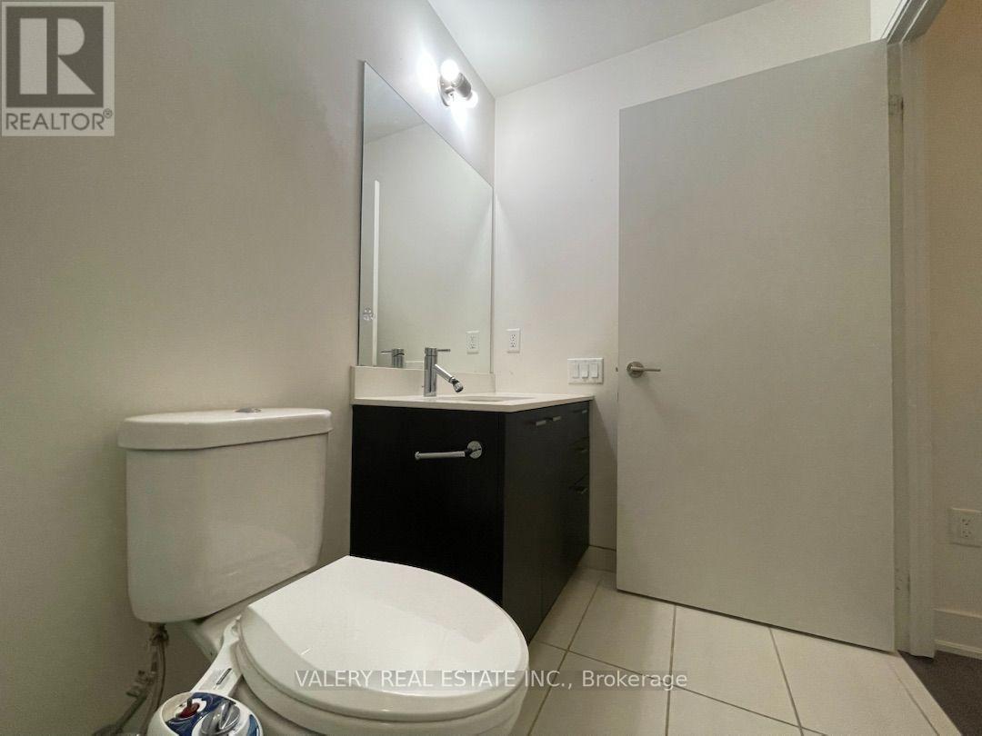 2807 - 30 Roehampton Avenue, Toronto, Ontario  M4P 0B9 - Photo 25 - C13590524