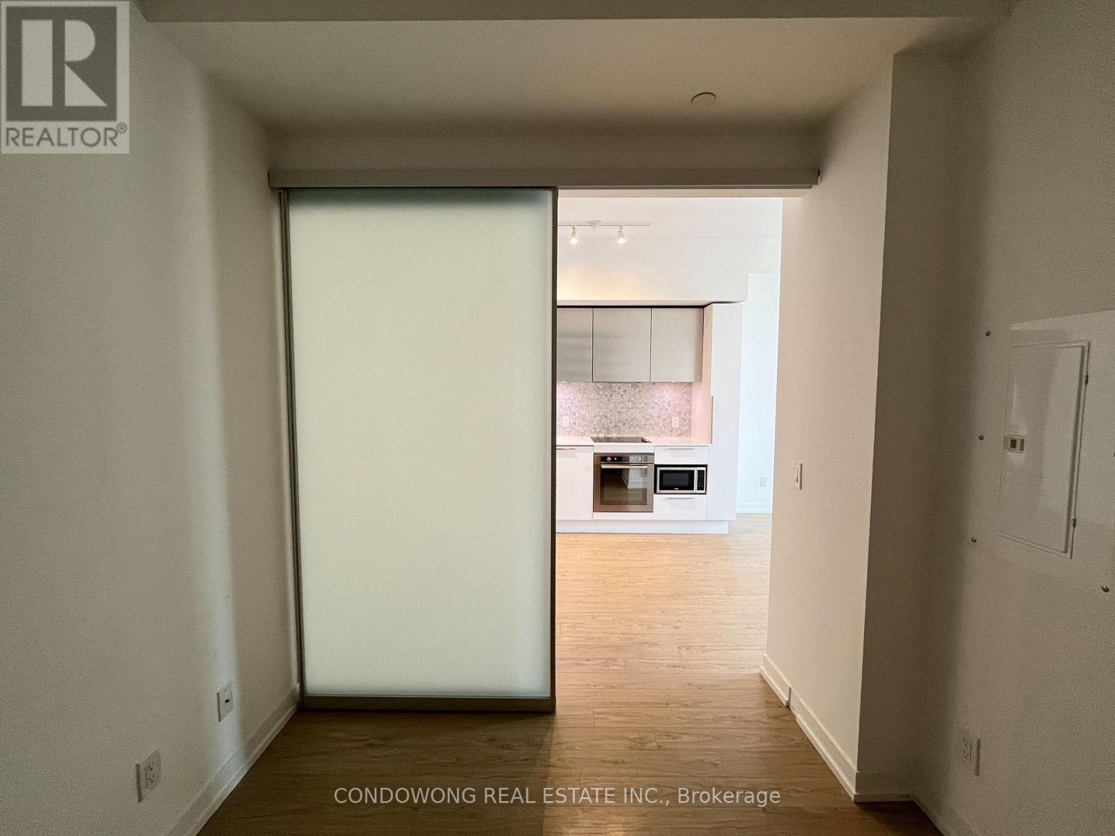2211 - 85 Wood Street, Toronto, Ontario  M4Y 0E8 - Photo 8 - C13590544