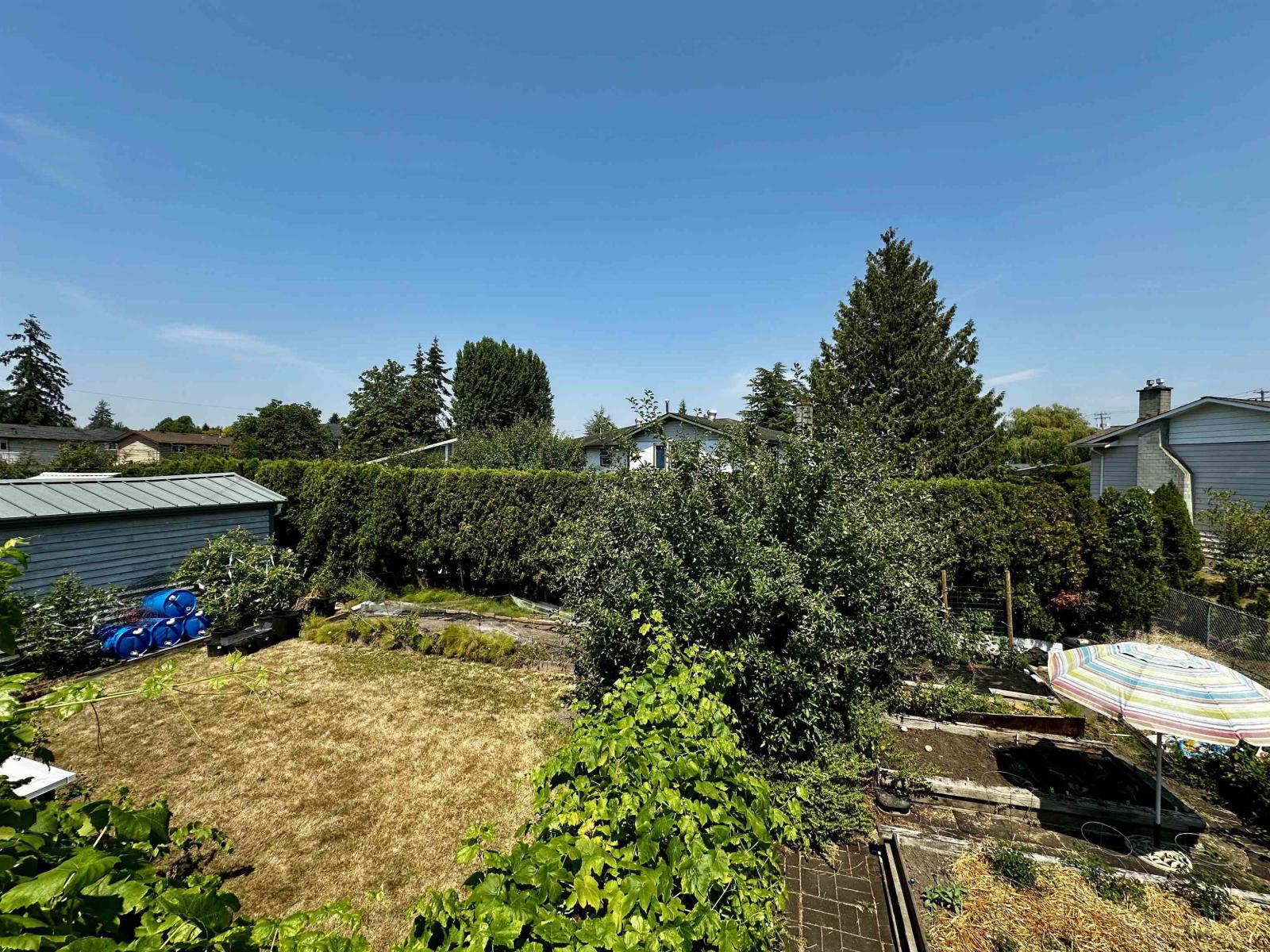 17569 60 Avenue, Surrey, British Columbia V3S 1T9 - Photo 3 - R3135140