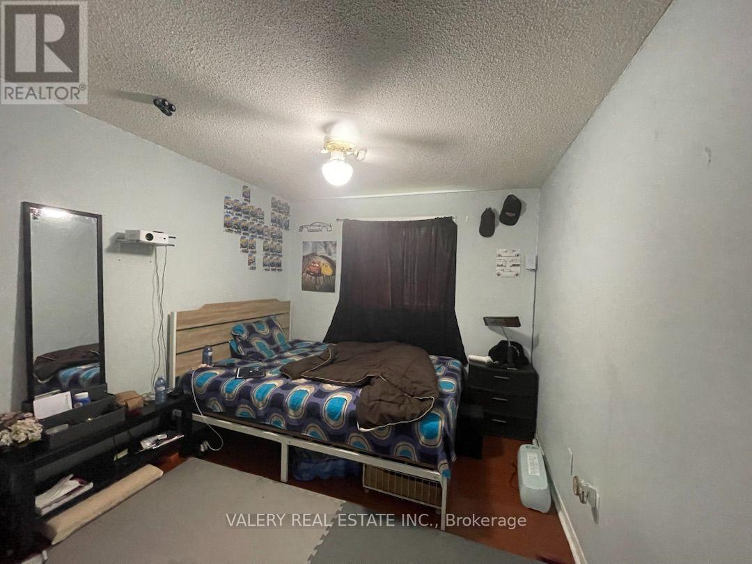 Main - 73 Hickling Trail, Barrie (Grove East), Ontario L4M 5S7 - Photo 2 - S13590498