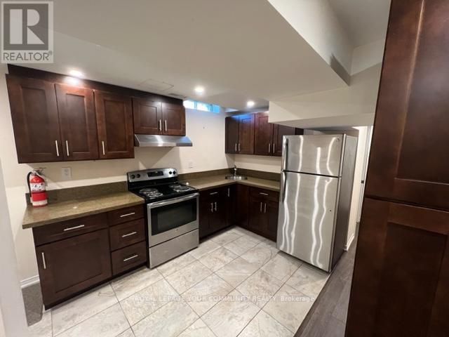 634 Galloway Crescent, Mississauga, Ontario  L5C 3W1 - Photo 4 - W13590472