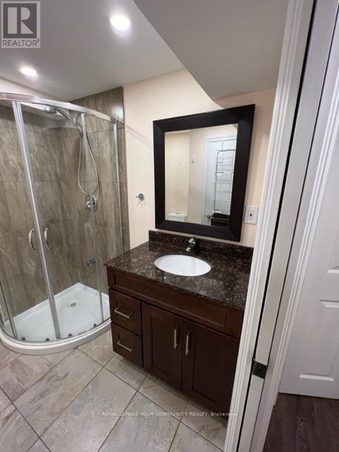 634 Galloway Crescent, Mississauga, Ontario  L5C 3W1 - Photo 6 - W13590472