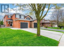 394 MAIDSTONE CRESCENT, Oakville, Ontario