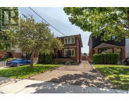 121 LAKE CRESCENT, Toronto, Ontario