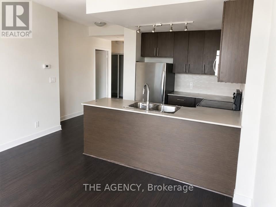 1011 - 3985 Grand Park Drive, Mississauga, Ontario  L5B 0H8 - Photo 2 - W13590504