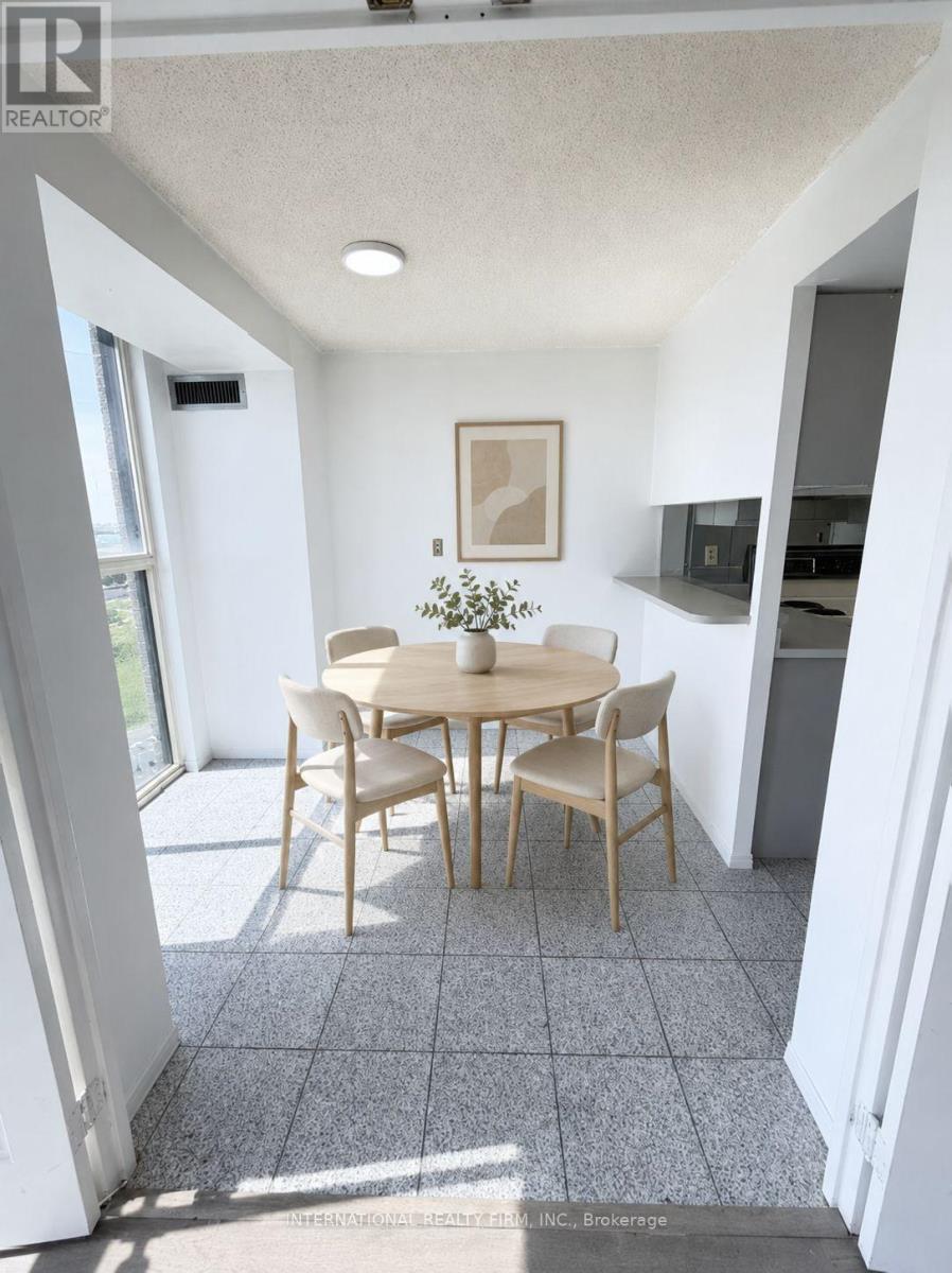 Lph2 - 600 Rexdale Boulevard, Toronto, Ontario  M9W 6T4 - Photo 4 - W13243764
